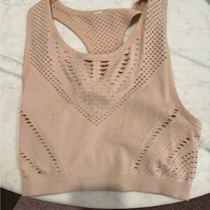 Alo crop tank size S
